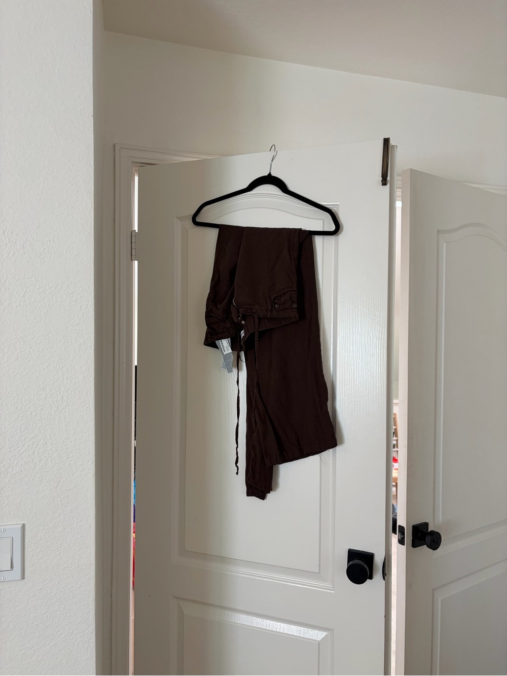 Zara Wide-Leg Drawstring Pants in Dark Brown - Picture 2 of 2